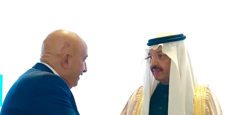 الأمير تركي بن طلال يحصد «جائزة الإنسانية العالمية» في قمة البوسفور بإسطنبول