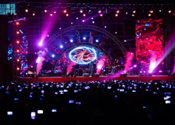 شهدت الفعاليات مشاركة أكثر من 100 فنان ومبدع من مختلف دول العالم (واس)