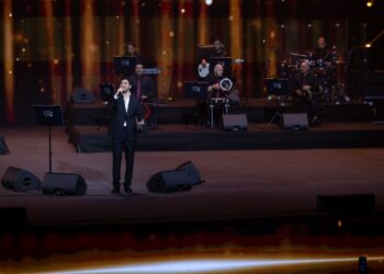 محمد فضل شاكر يُحيي حفلاً غنائياً ضمن “مهرجان الرياض للمسرح”