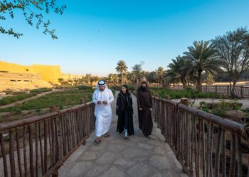 ممشاك في عزّك وملفاك.. تجربة تتيح لزوار “موسم الدرعية” اكتشاف تاريخ المكان وطبيعته