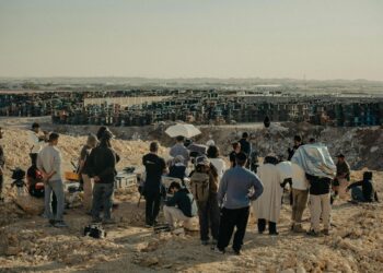 وفّرت مجموعة "كابلات الرياض" موقع التصوير لفيلم "العيون الساهرة" (موسم الرياض)