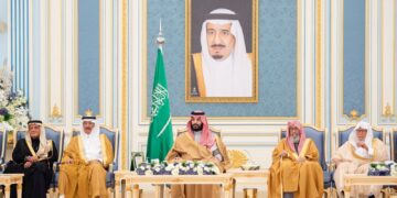 ولي العهد يستقبل المهنئين بشهر رمضان المبارك