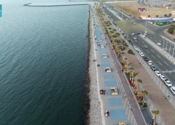 رمضان جيزان.. بين البحر والحياة العصرية