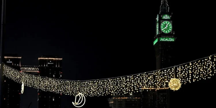 رمضان مكة.. روحانية وإنسانية