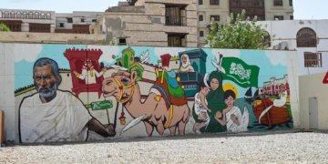 “جدارية الرحّال” ترسم ملامح الإبداع بتجربة فنية حيّة في “جدة التاريخية”